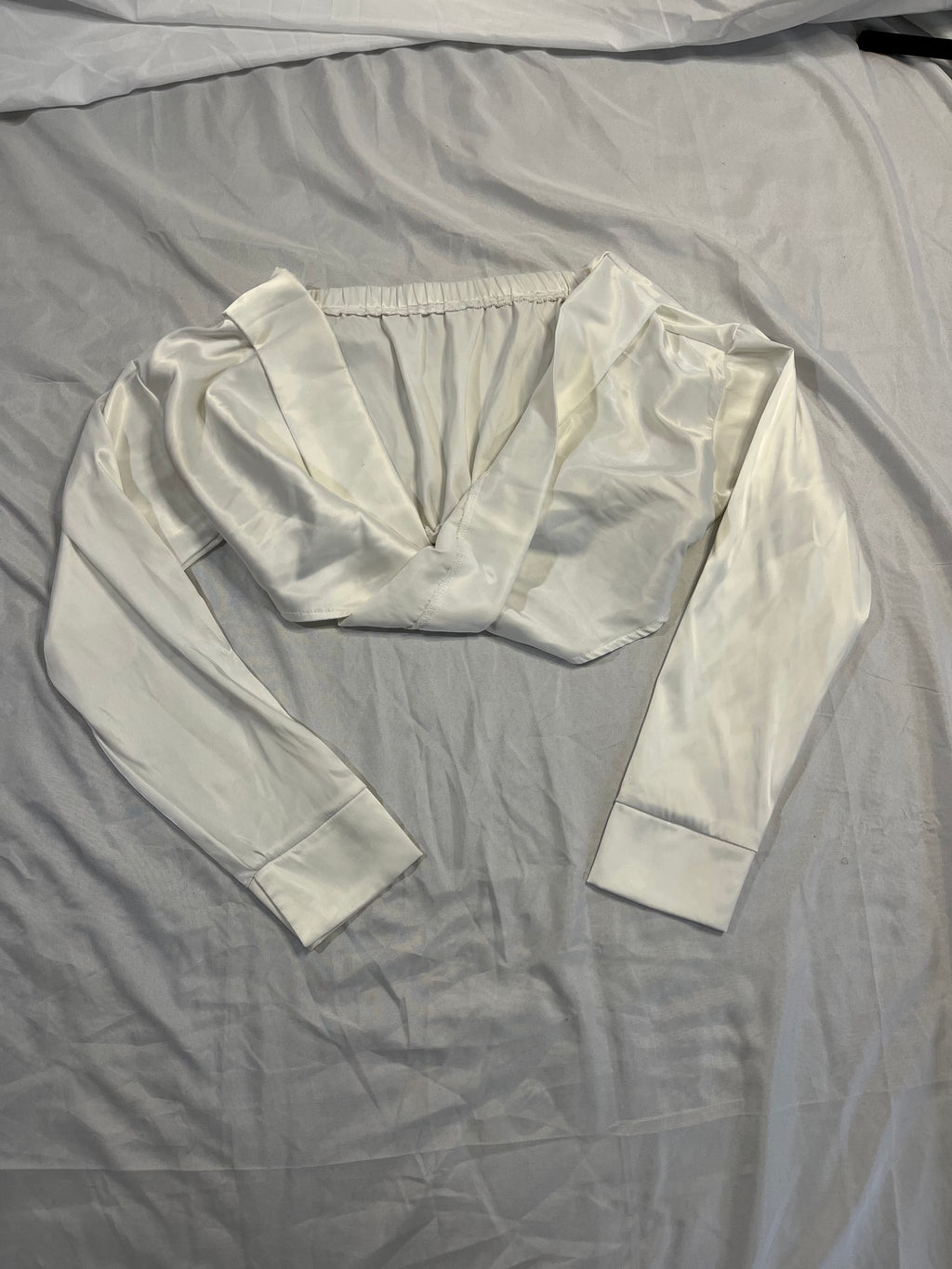 Satin White Long sleeves